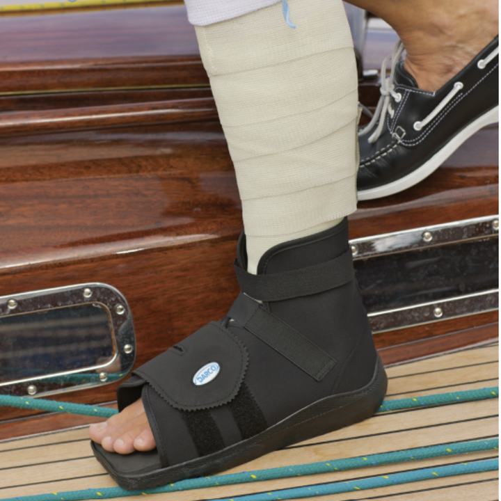 Darco Aged Care & Pressure Care > Pressure Care Boots Darco Slimline Cast Boot - Adult