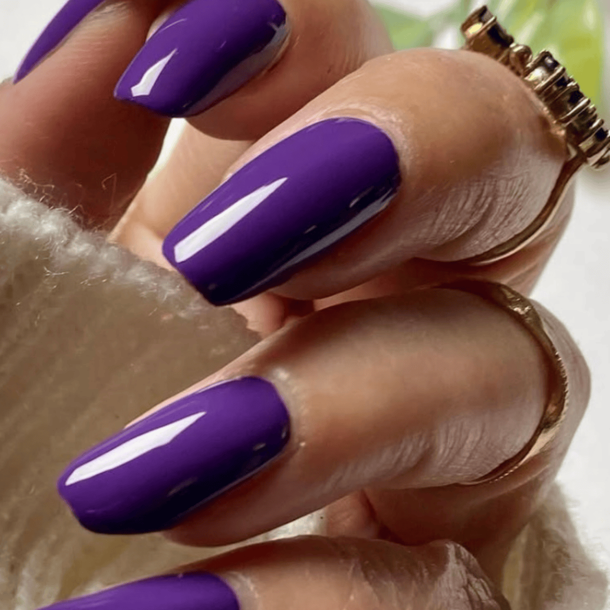 Dr's Remedy Nail Polish Dr's Remedy Nail Polish on fingernails - Vivacious Violet