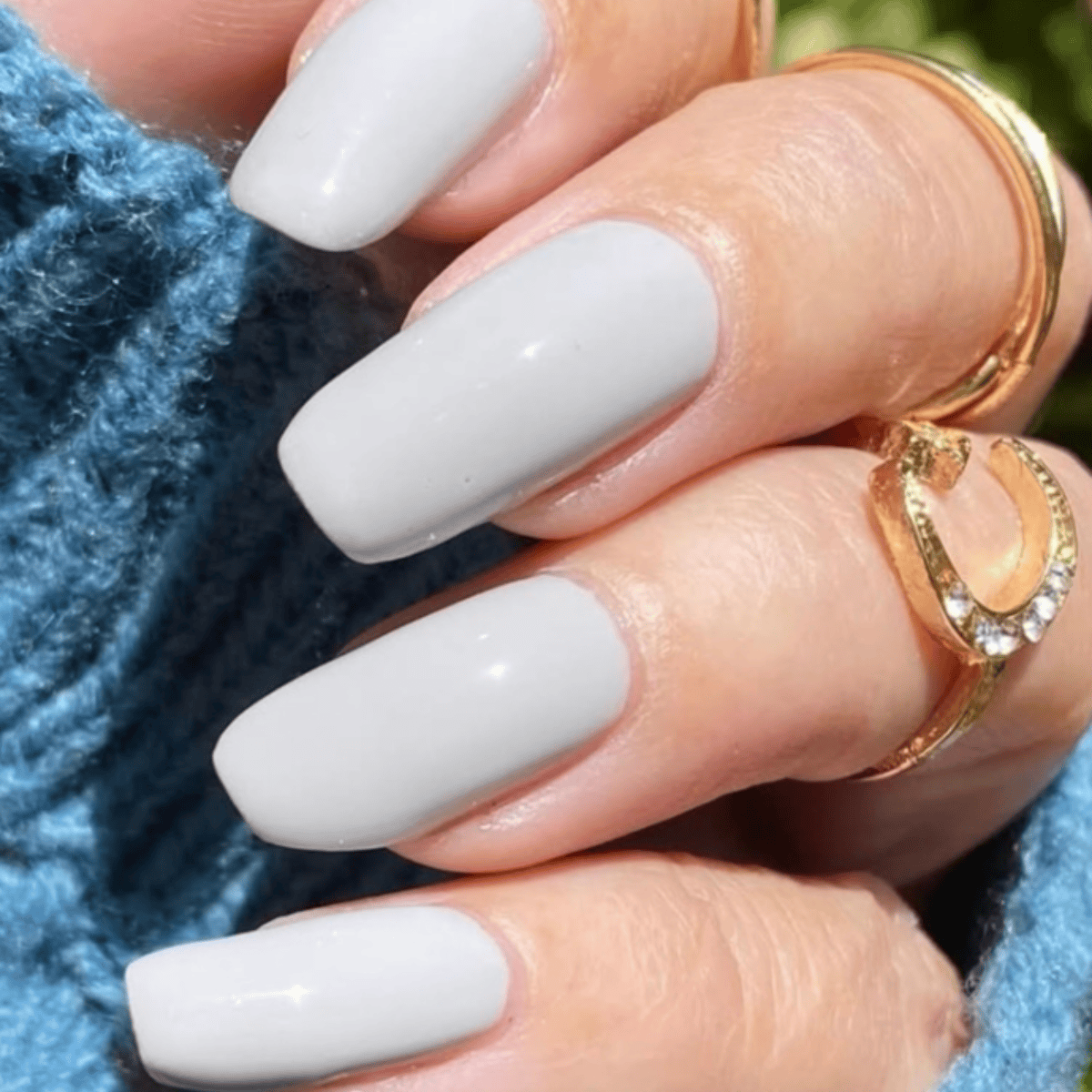 Drs Remedy Nail Polish Dr's Remedy - Harmony Haze colour shown on fingernails